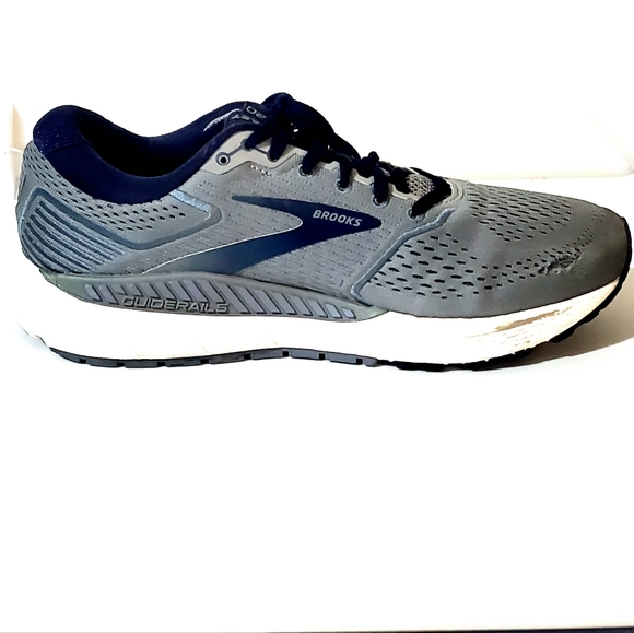 BROOKS BEAST 20 RUNNING SHOES. MENS Sz:10 GREAT TREAD & INSOLES. - Picture 3 of 13